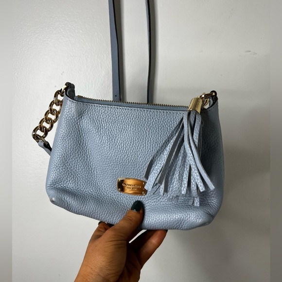 Micheal Kors Light Blue Tassle Crossbody Leather - Picture 1 of 10